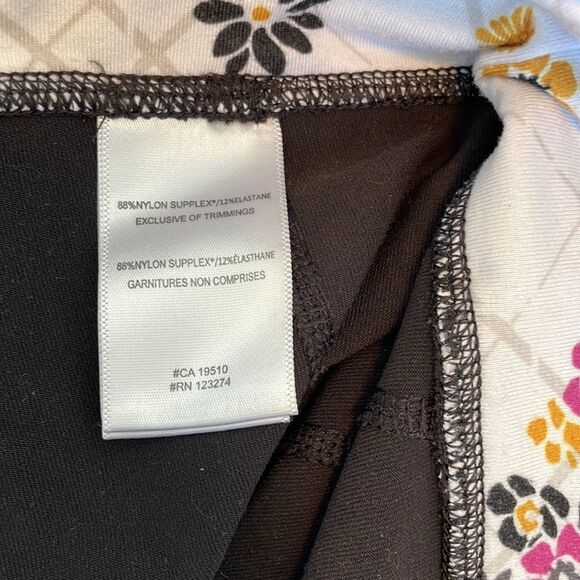 Lole Black Capris Size Medium - Picture 10 of 10